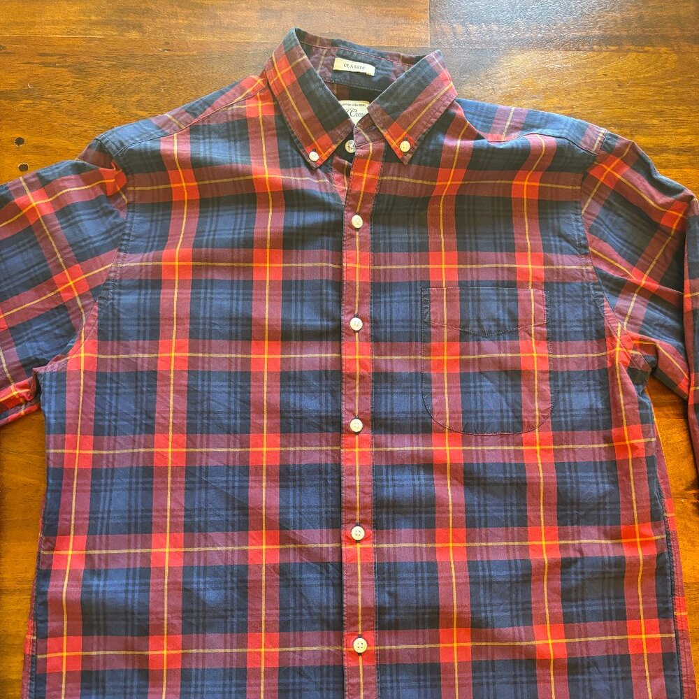 J.Crew Men’s Classic Fit Button-Down Shirt – Size Medium – Navy & Red Plaid